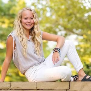 Meet your Posher, Cabrini